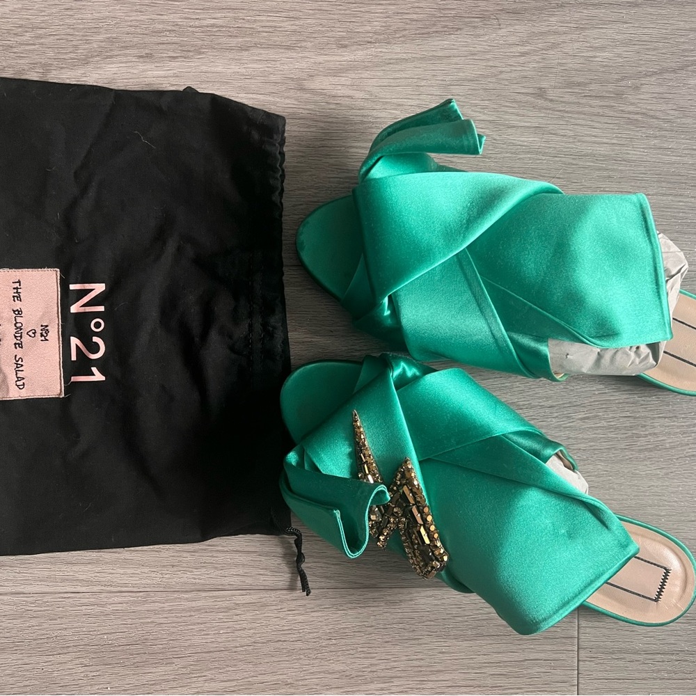 Cloth Flat